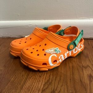 Crocs Carrots Collaboration Youth Shoe size 3 orange